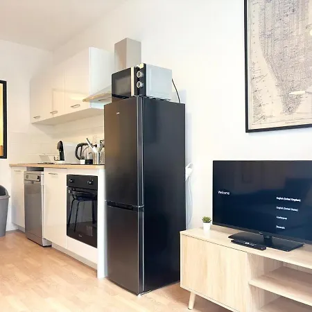 Grand Avec Terrasse - 4 Voyageurs