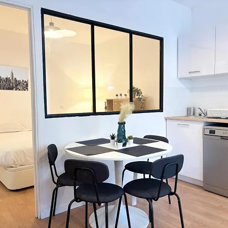 Grand Avec Terrasse - 4 Voyageurs ルーベ